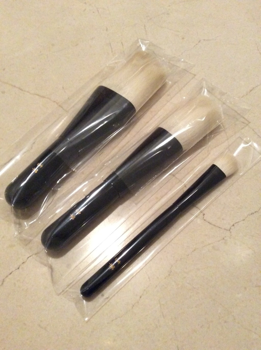 Kihitsu black Saikoho goat set