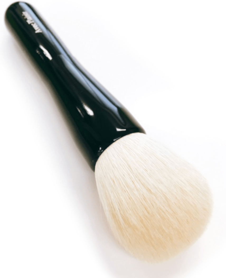 Old goat hairs with makeup brushes are&nbsp;softer