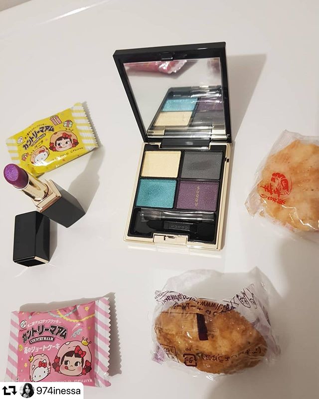 #repost @974inessa・・・@fudejapan Beautiful colors, as always with Suqqu.  Thank you Toshiya! Love them. Ah and the snacks were delicious too.  1) Suqqu Designing Color Eyes 126 Aoryuusei2) Suqqu Moisture Rich Lipstick 112 Fuyuhanabi#fudejapan #suqqu #suqqudesigningcoloreyes126 #japanesemakeup #japanesebrands #japanesebeauty #japanesecosmetics #jbeauty